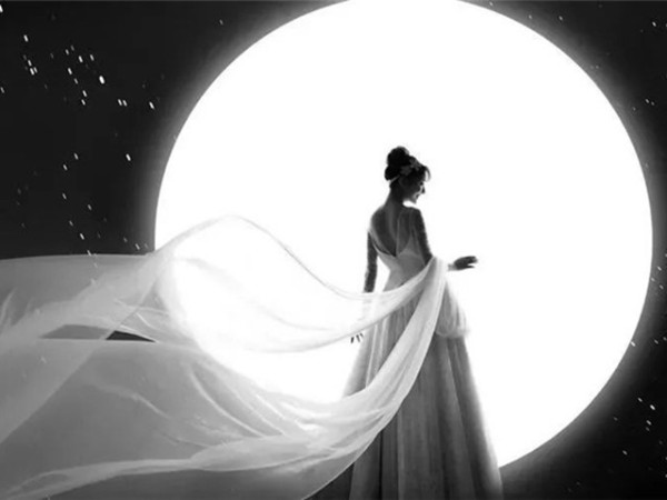 ���������䱦����ĸ���е�L-��������