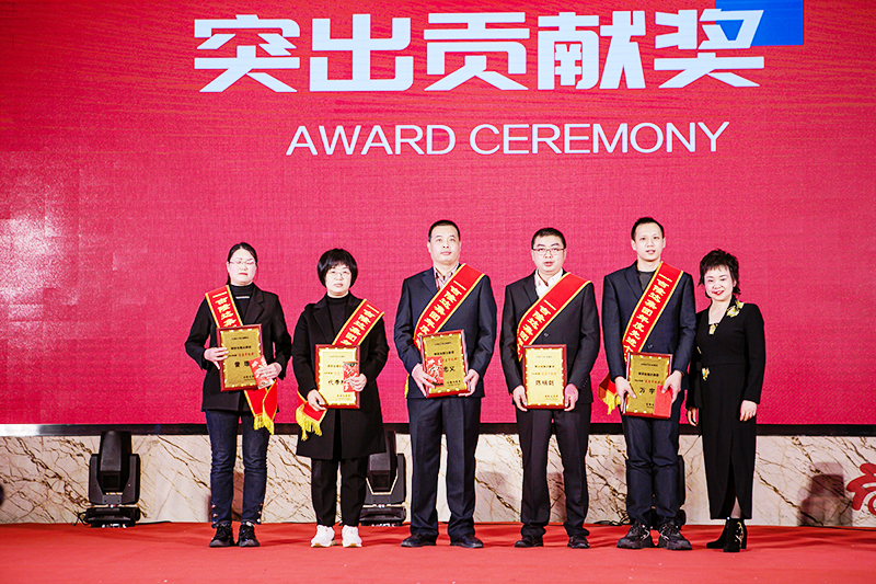 long8Ψһ����2022ͻ�����׽�