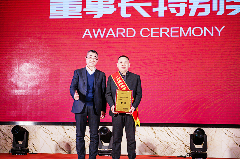 long8Ψһ����2022���³��ر�