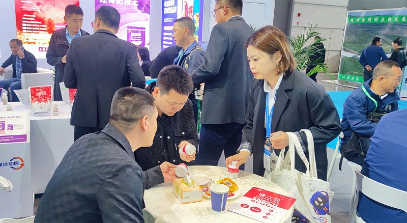 �������long8Ψһ��������չ̨